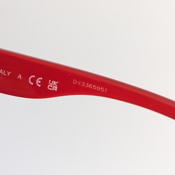 BURBERRY Cat Eye Lipstick Red Sunglasses 😍 Authentic $350 NWOT New - Picture 11 of 15